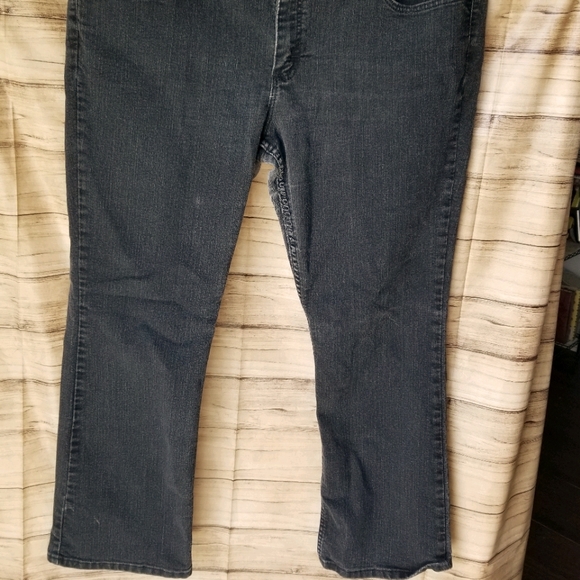 Merona Bootcut Jeans Sized 18 Short - Picture 10 of 10